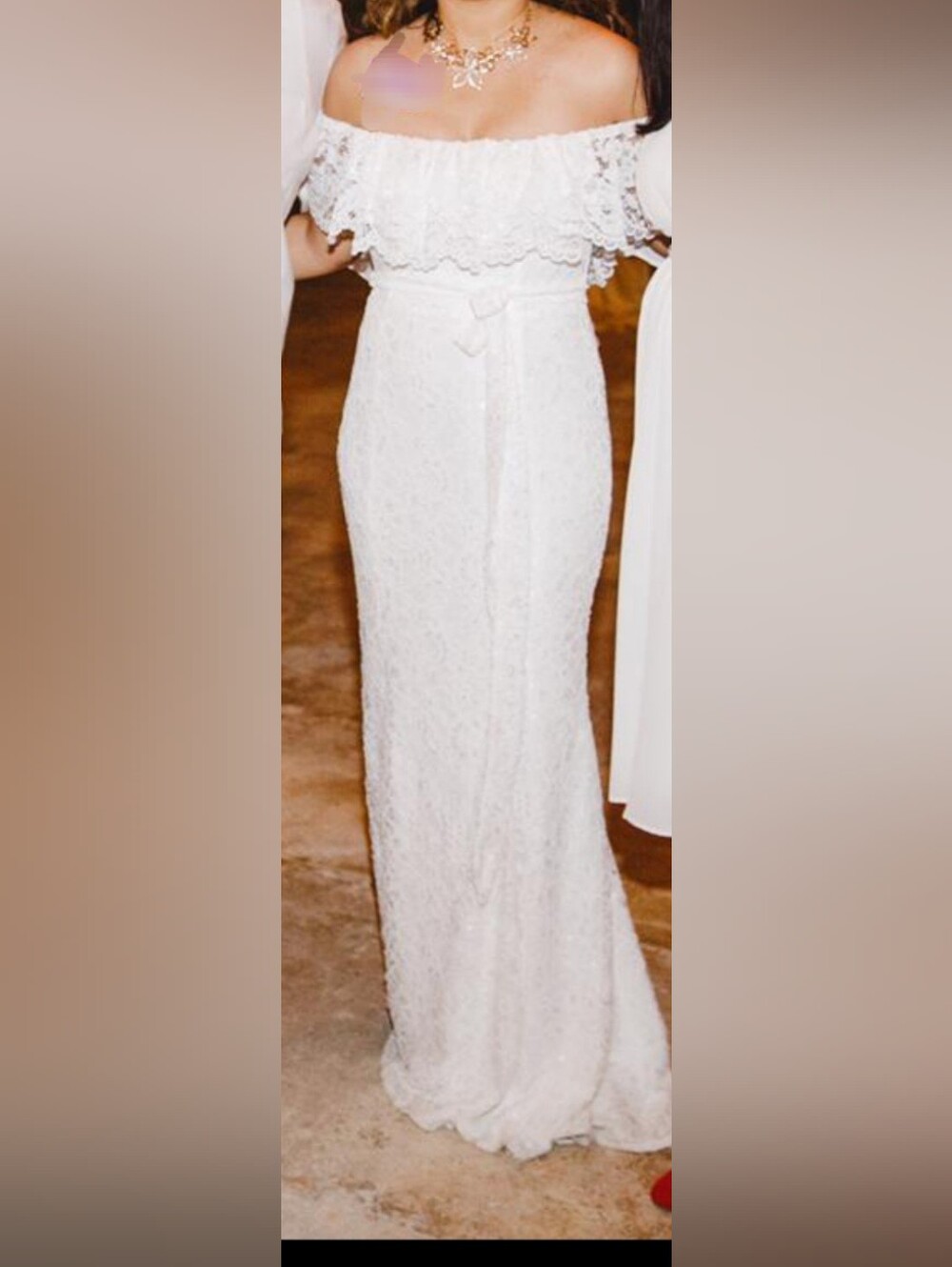 Le Chateau White Gown
